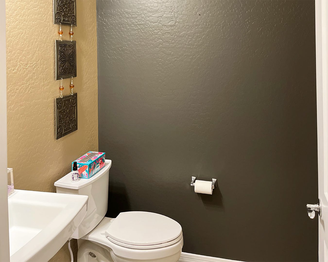 Painted bathroom in Buckeye home