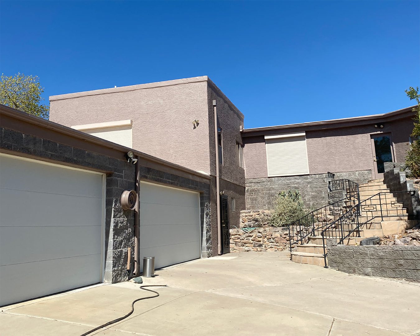 2,700 sqft exterior paint Cave Creek