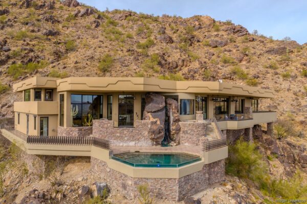 Exterior Painting Considerations for Hillside Estates Near Mummy Mountain 2 Mummy Mountain in Paradise Valley