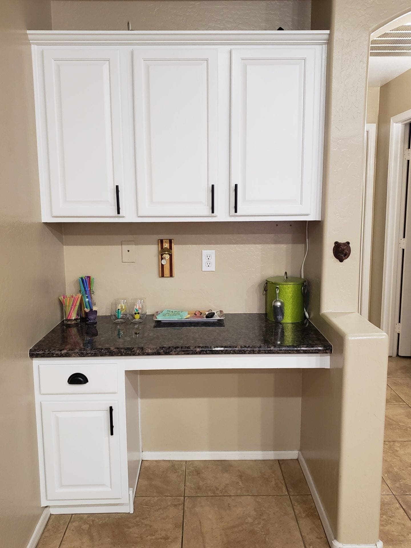 Arizona Painting Company offers Cabinet Painting: Newly painted cabinets bring a fresh and stylish transformation to any space. White Cabinets.